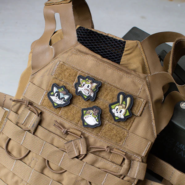 Civilian vest with morale patches. - Player & Ped Modifications 
