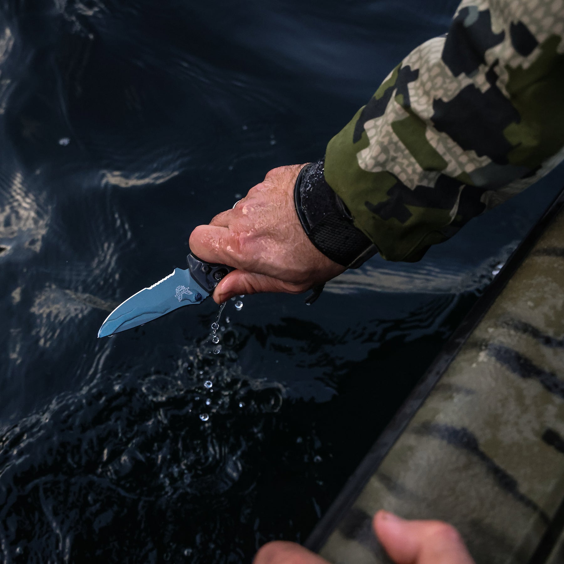 Benchmade 18050 Intersect