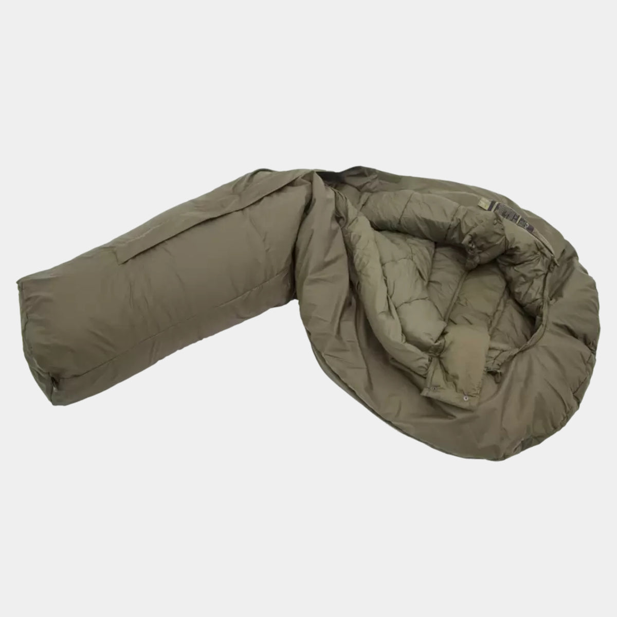 Carinthia Defence 6 Sleeping Bag with Shellproof outer shell and insulated zipper protection