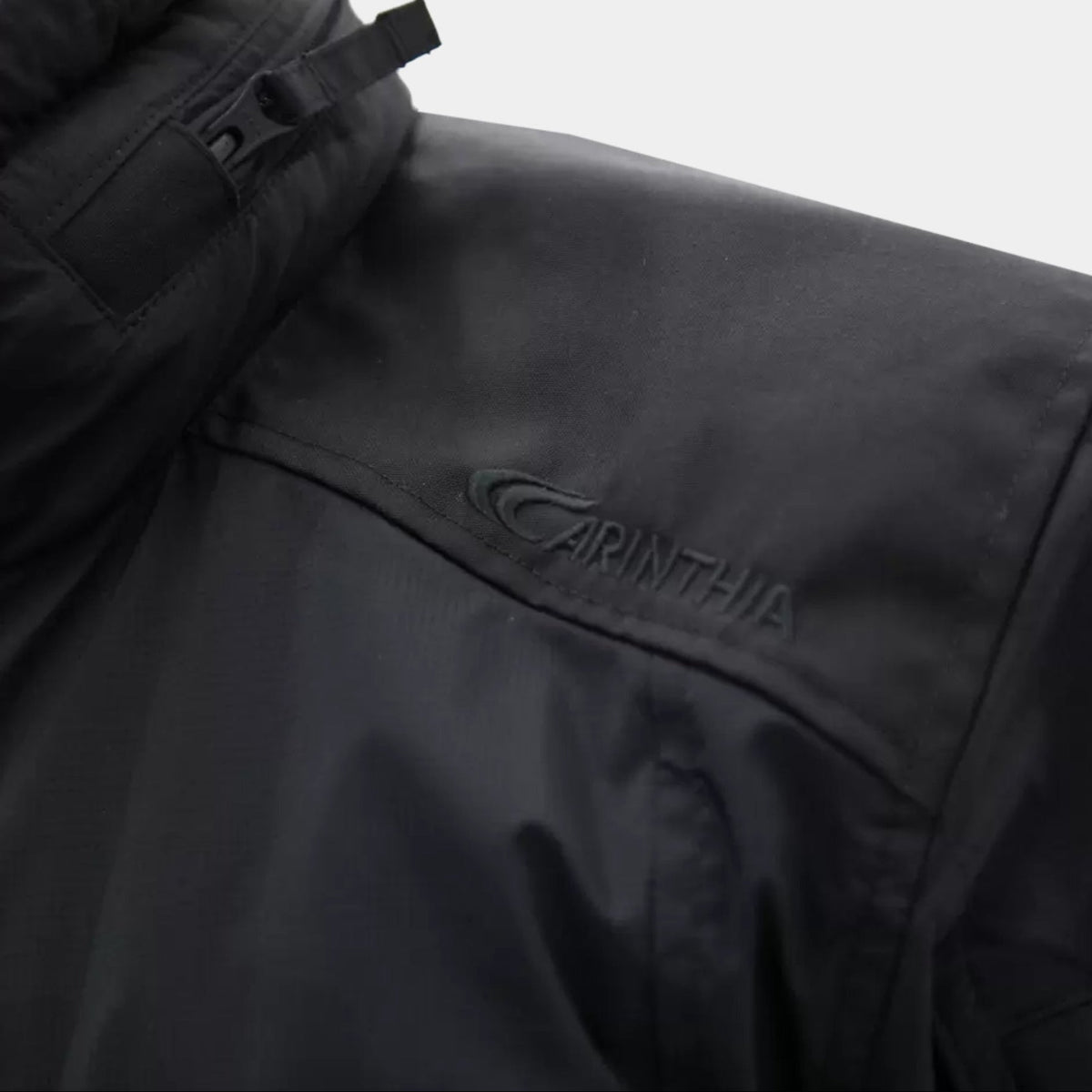 Carinthia HIG 5.0 insulated cold-weather jacket with underarm ventilation zips